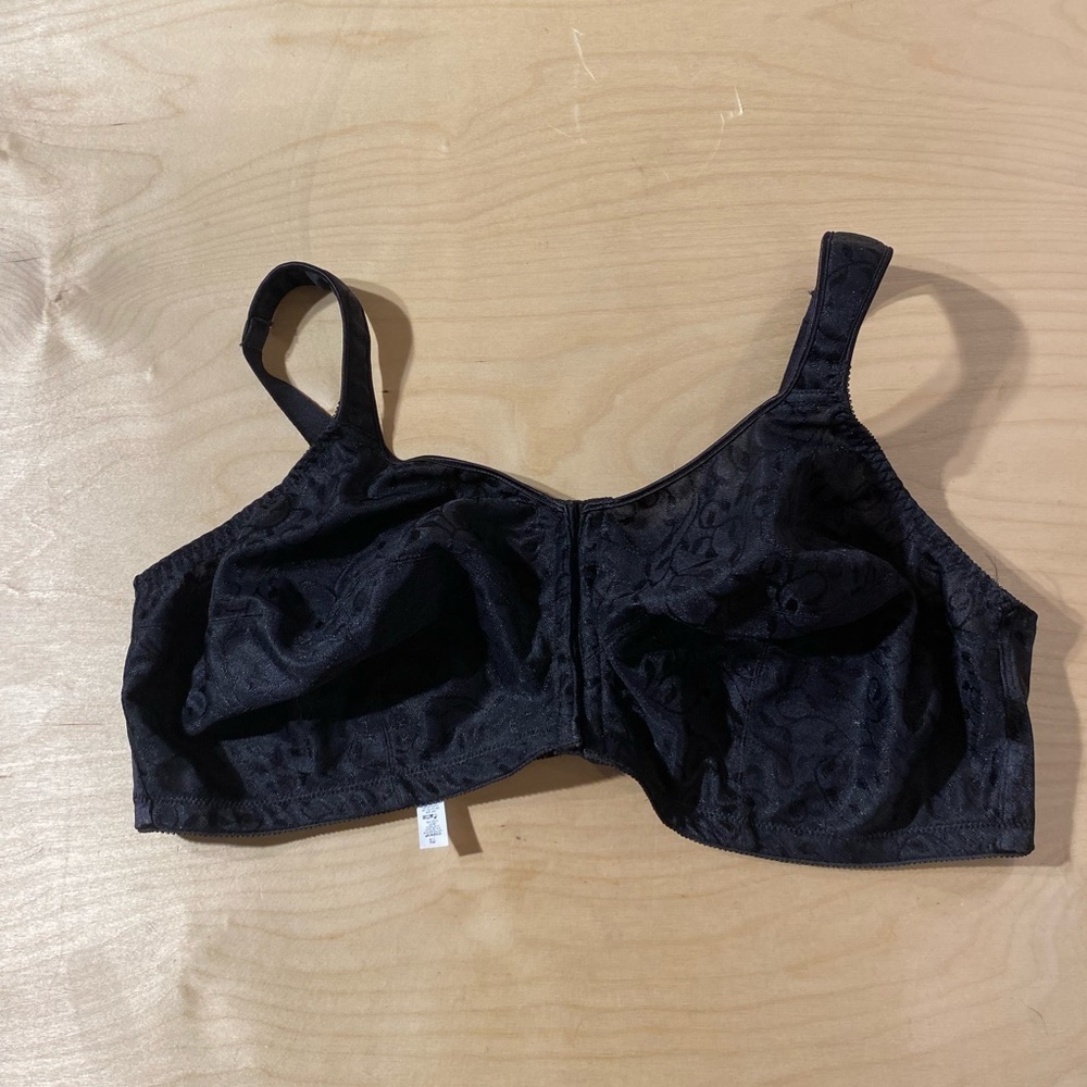 Playtex Black Supportive Bra with Adjustable Straps 54 DD (NH)
